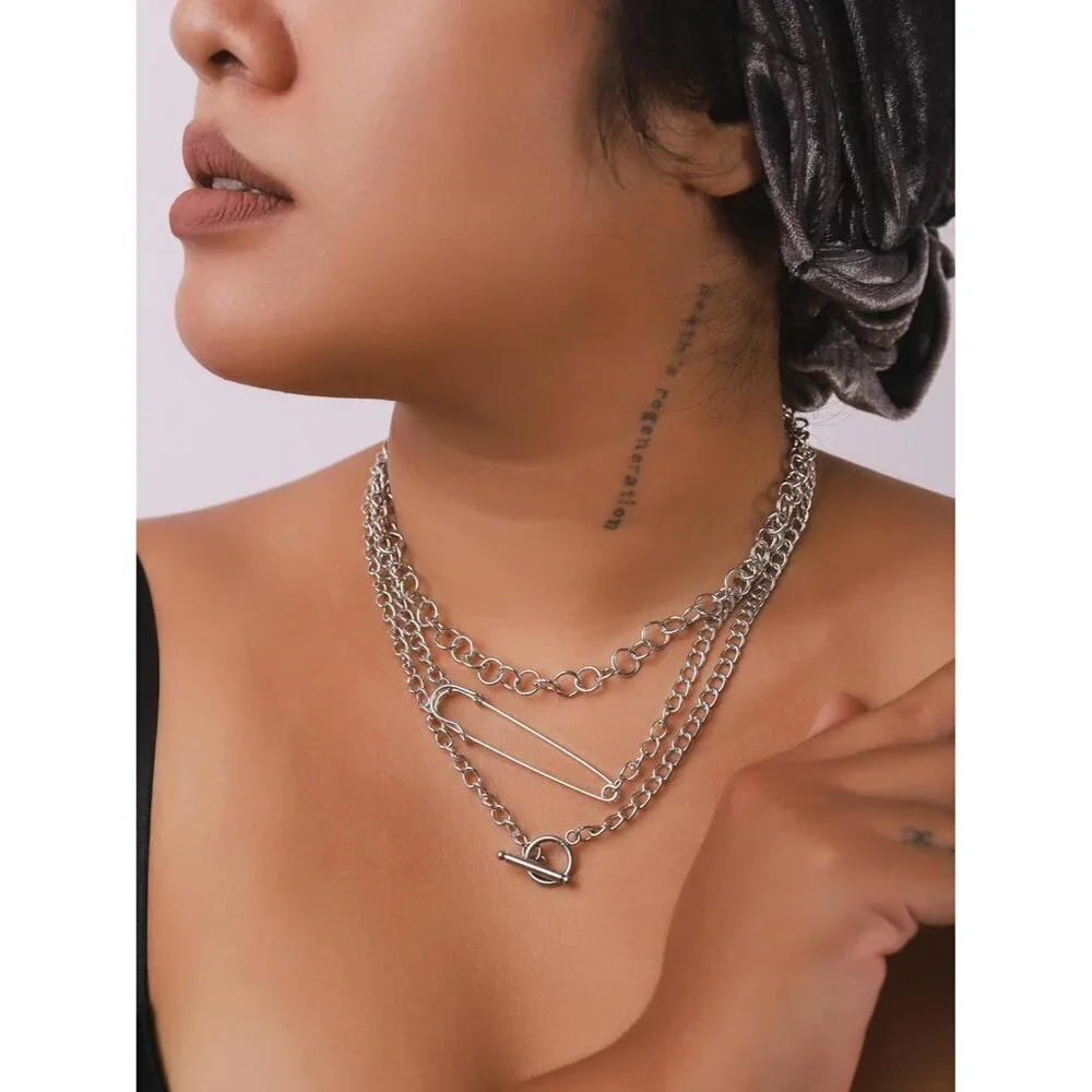 Silver-tone layered chunky chain choker necklace punk grunge style women